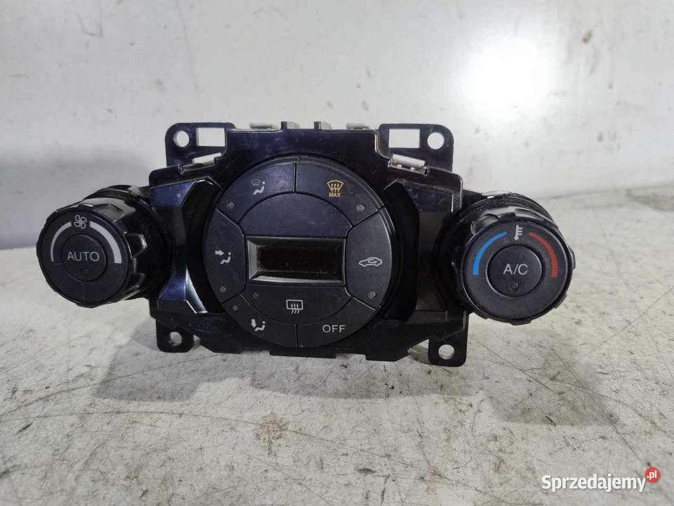 PANEL KLIMATYZACJI FORD FIESTA MK7 8A6T18C612AJ osobowe sprzedam