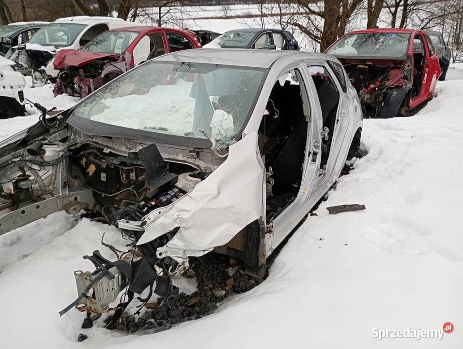 KAROSERIA ĆWIARTKA BŁOTNIK TYŁ LEWY PRÓG DACH