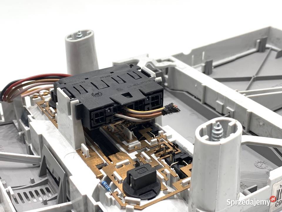 LAMPA SUFITOWA OPEL ASTRA H 13112203 Hatchback Pozostałe