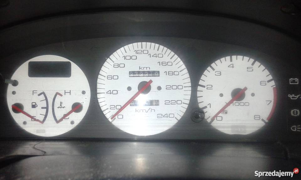 Mazda 323F 18 BG lubelskie