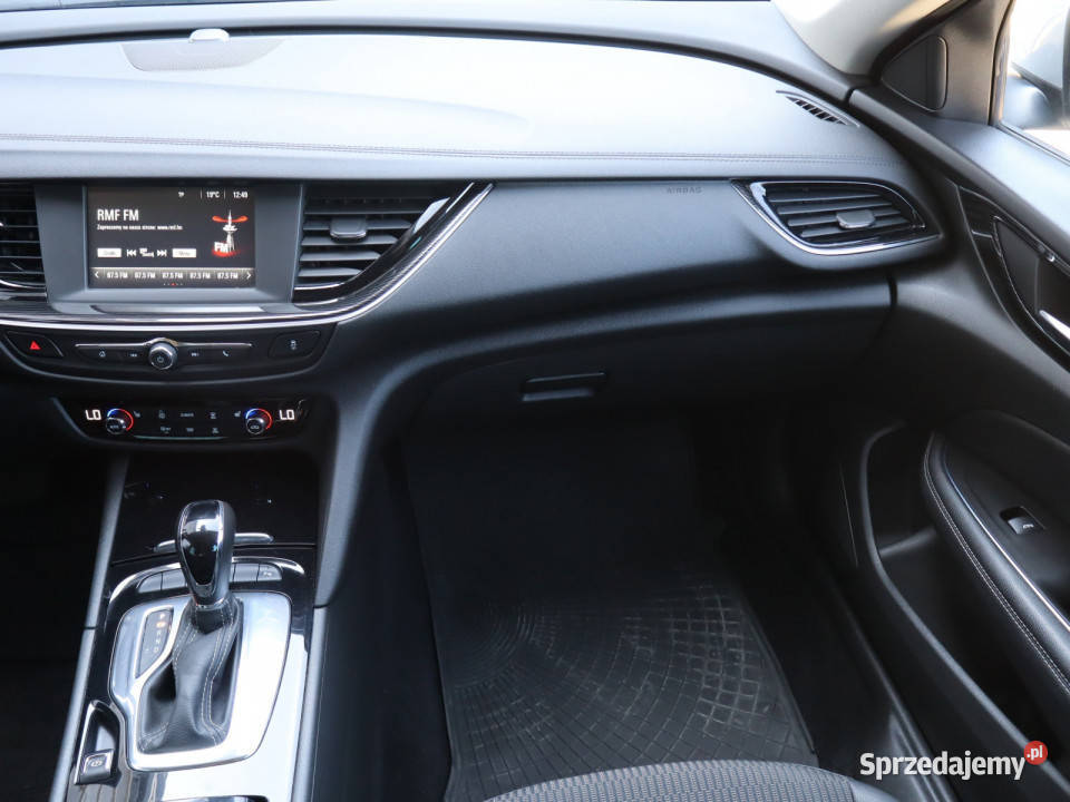 Opel Insignia 15 Turbo