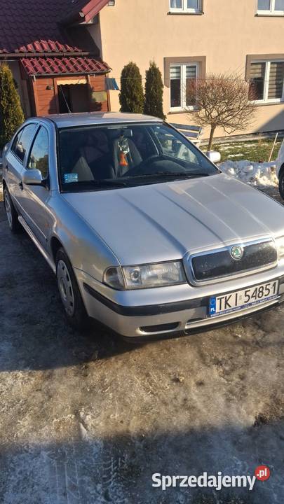 Octavia 16 benzyna gaz Rok produkcji 2000 Octavia sprzedam
