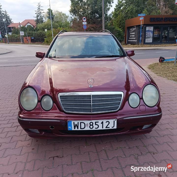 MercedesBenz W210 32 CDI 197 EleganceBez korozji Rok produkcji 2001 mazowieckie Warszawa