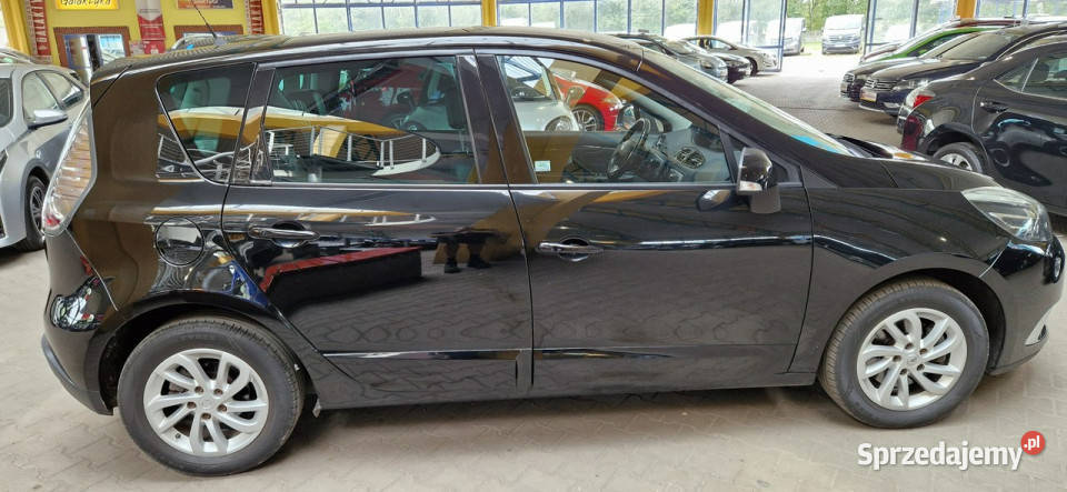 Renault Megane OPIS W PODANEJ ROCZNA GWARANCJA sprzedam