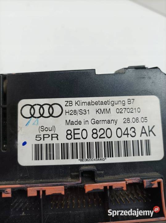 PANEL NAWIEWU ŁADNY 8E0820043AK Audi A4 II Rok produkcji 2001 sprzedam
