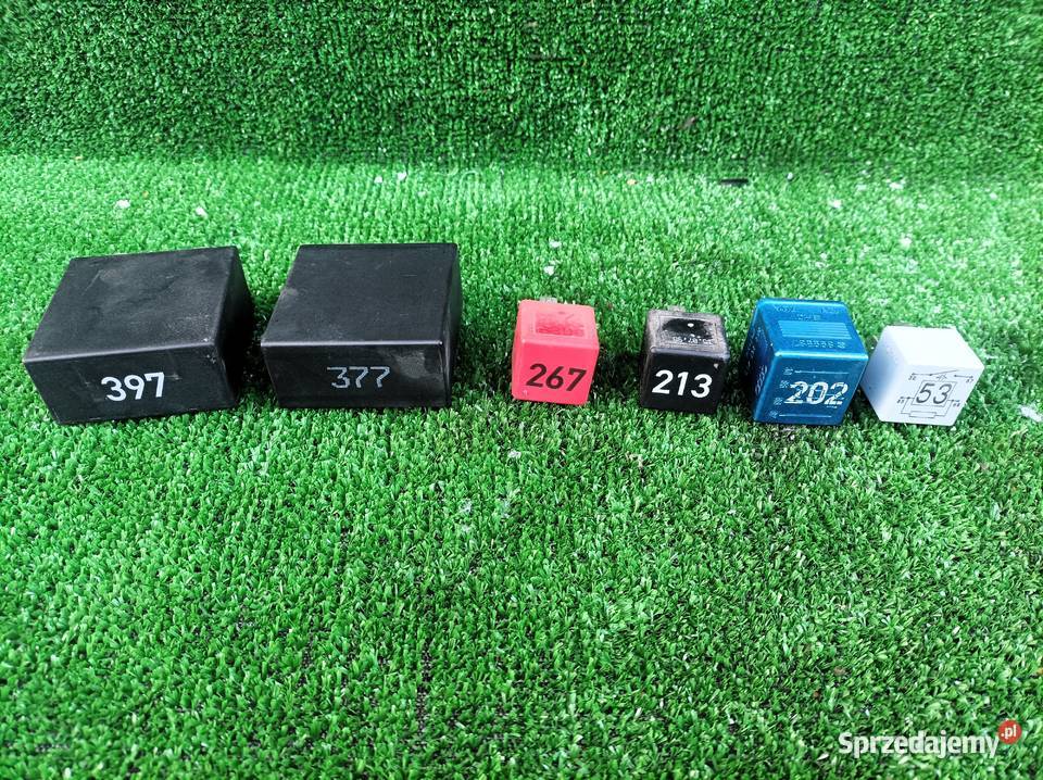 Przekaźnik 267 Audi a4 b5 Pozostałe