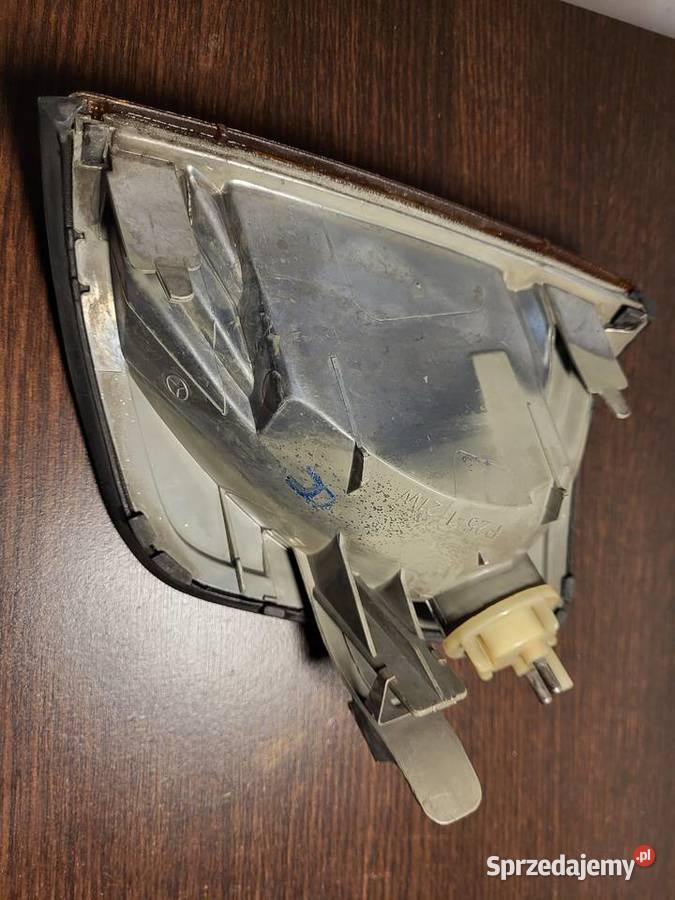 Mercedes w124 kierunkowskaz Osiecznica