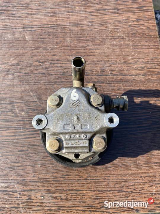 Pompa wspomagania 1J0 422 154 B ES Lubin