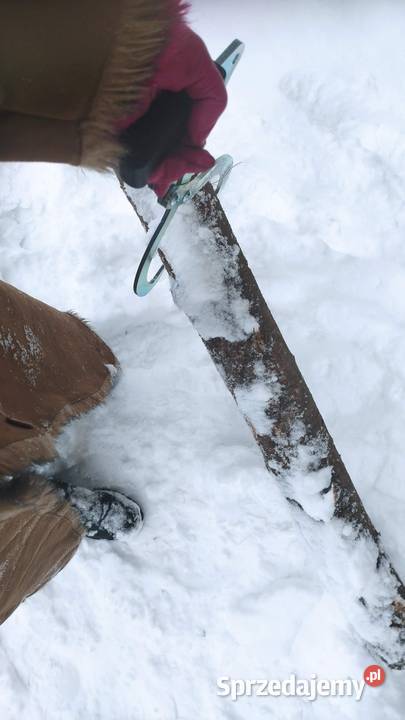 Chwytak ręczny do drewna Mucharz