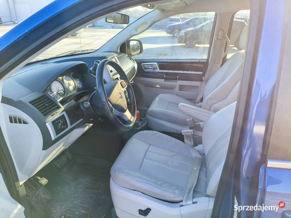 Prywatne Numer VIN 2D4RN5DX7AR435900 Model Grand tempomat łódzkie Piotrków Trybunalski