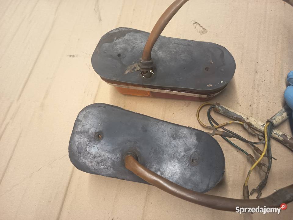 Lampy tył syrena 104 105 Bosto r20 osobowe Gostyń