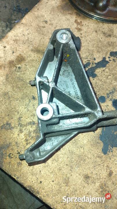 Mercedes 6032360130 łapa łapa pompy filtra małopolskie Kocmyrzów