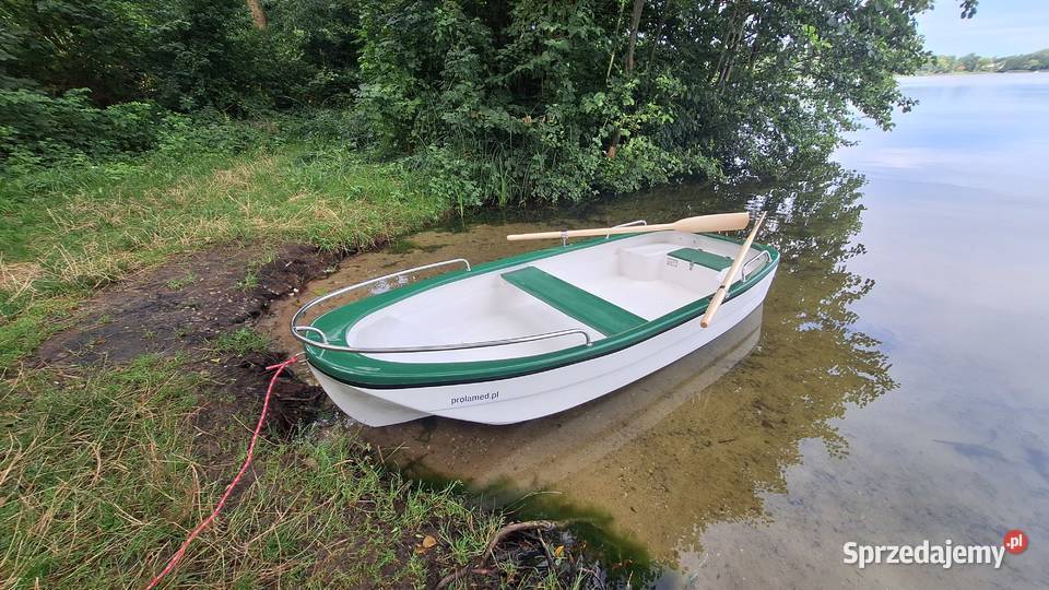 Łódka łódź rybacka turystyczna rekreacyjna