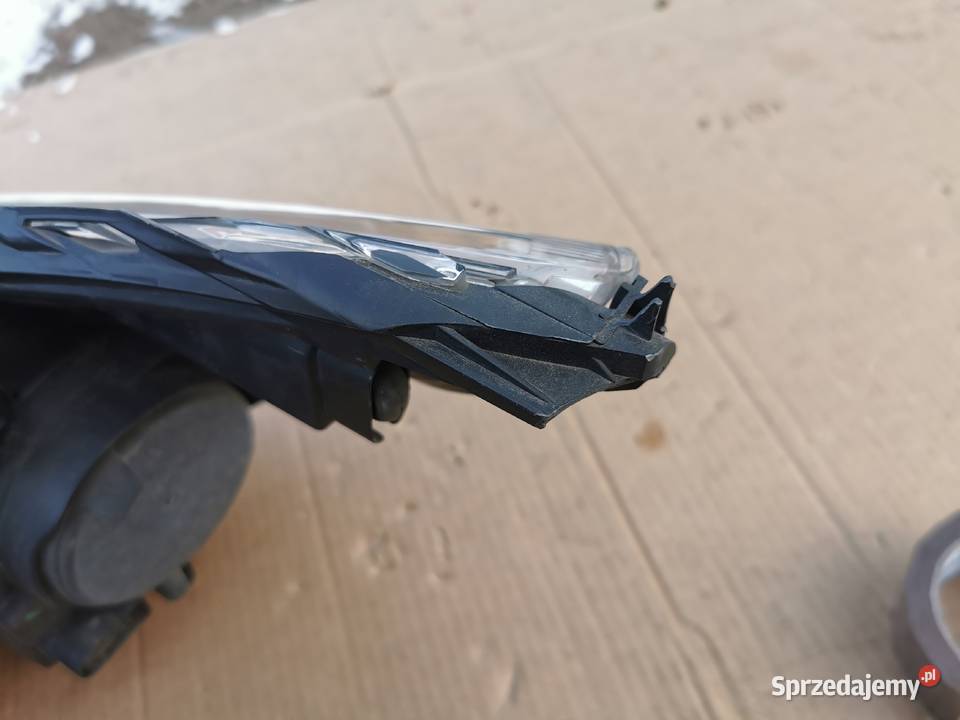 Lampa przód prawa ford Transit custom 1317 Motoryzacja