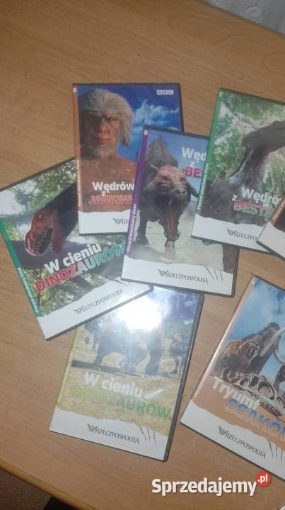 Cała kolekcja DVD wędrówki z dinozaurami Czarzyzna