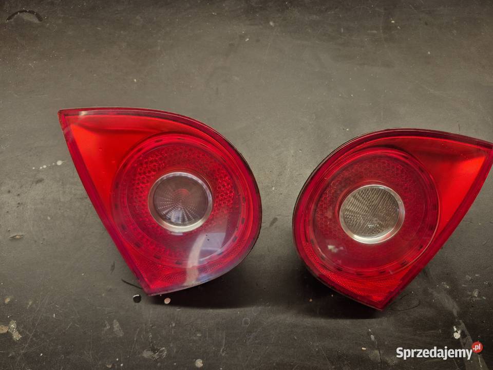 Lampy tylne klapy golf v lampa prawalewa vw golf osobowe