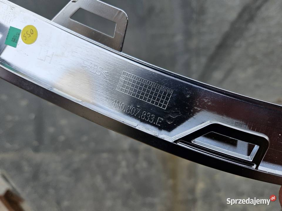 AUDI A8 D5 4N0 LIFT SLINE LISTWA LEWA TYŁ osobowe Międzychód