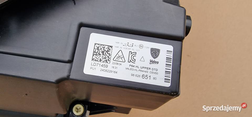 PEUGEOT 5008 III 3 LAMPA REFLEKTOR PRAWY FULL