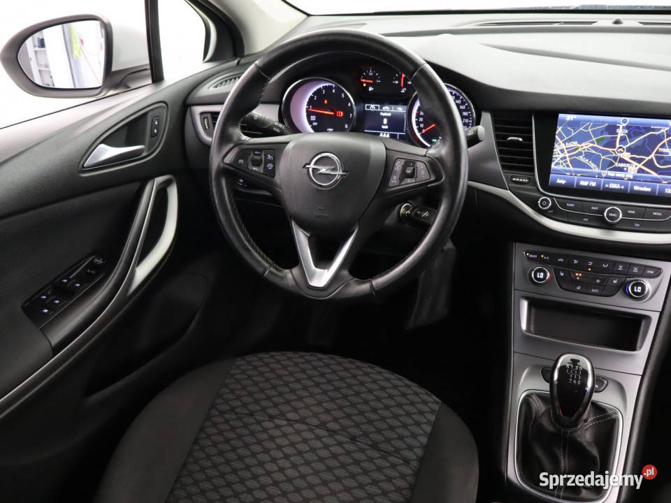 Opel Astra 14 T pełny VAT Bielany Wrocławskie