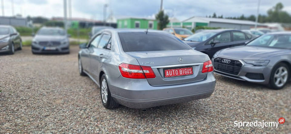 Mercedes E 250 automat bixsenon super stan salon światła przeciwmgielne sprzedam