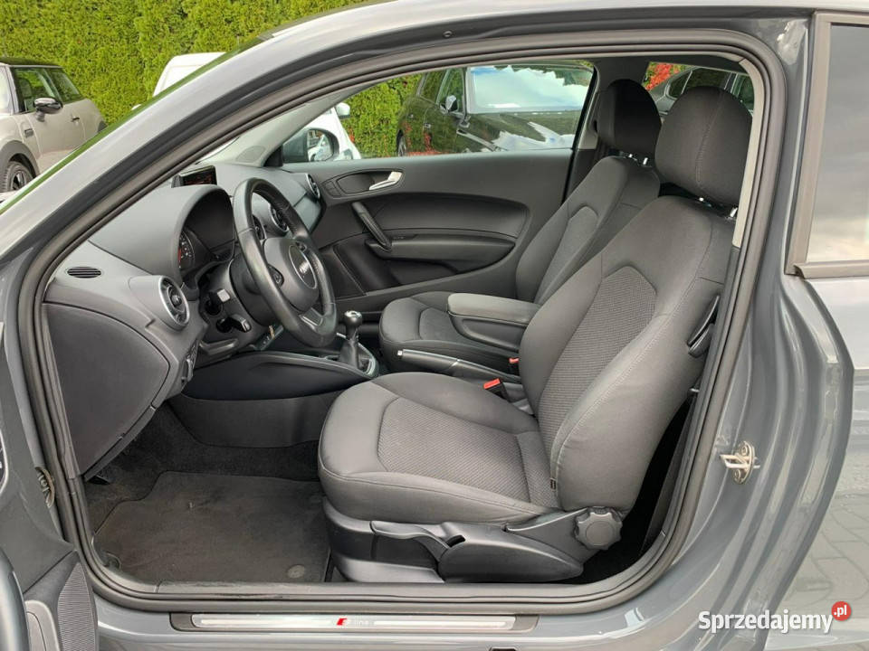 Audi A1 10 TFSI 95 SLine Klima PDC 8X 2010 szary Baranowo