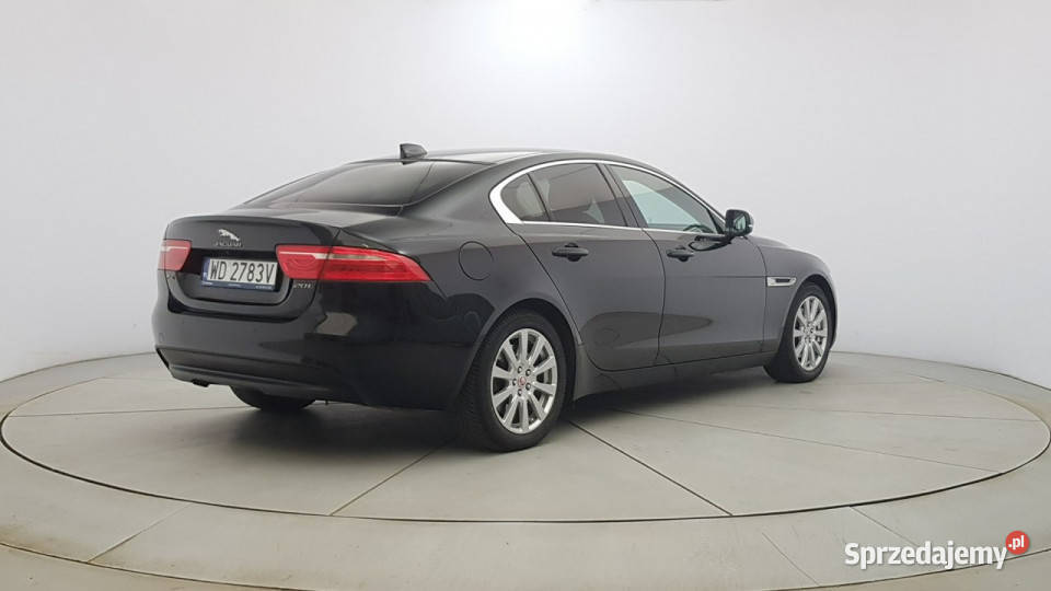 Jaguar XE 20 T Prestige Z Polskiego Salonu FV 23 kurtyny powietrzne