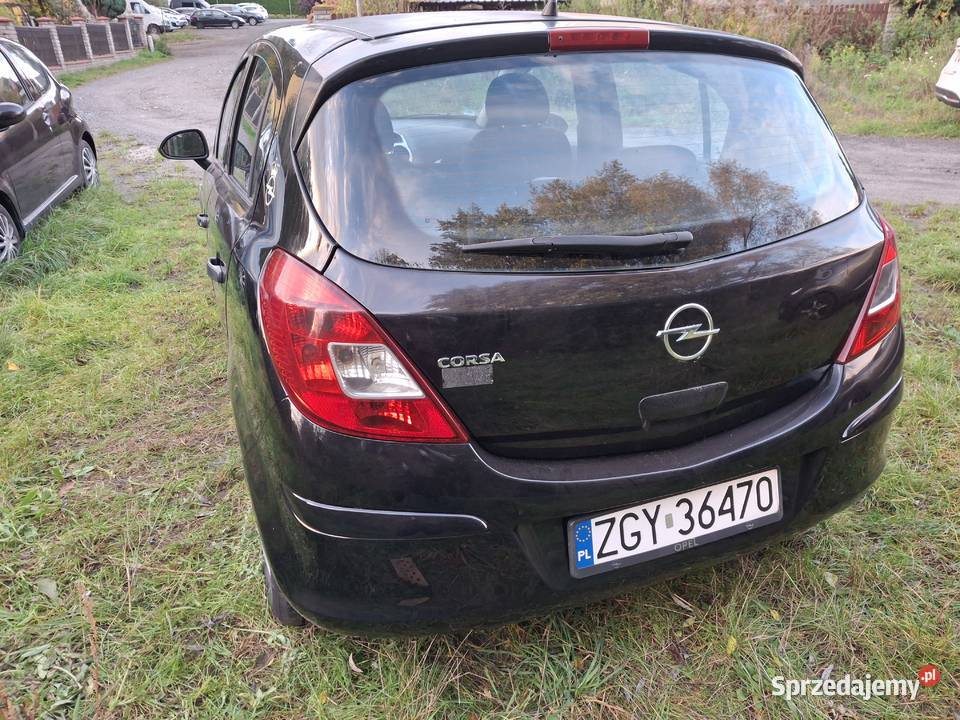 Opel Corsa benzyna 5 drzwiowa sprzedam