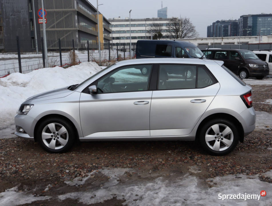 Skoda Fabia 12 TSI Rok produkcji 2015 Piaseczno