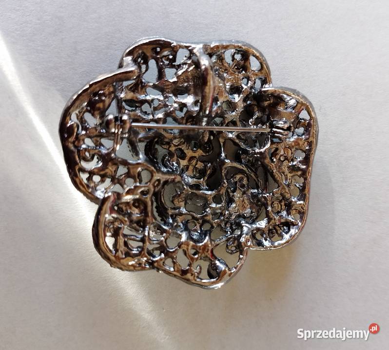 BROSZKA z kryształkami postarzane srebro Oborniki sprzedam