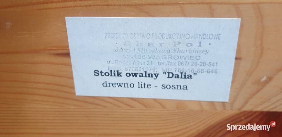 Solidny owalny stolik na gazety Reszel