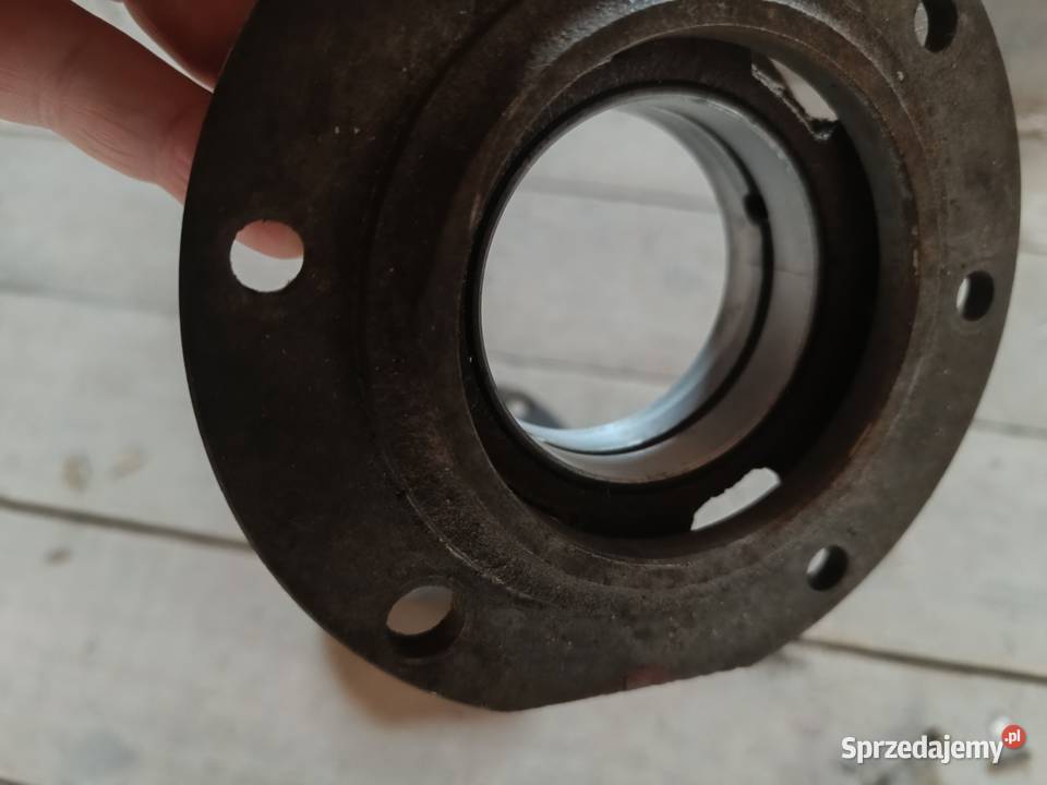 FIAT 126p panewka główna wał Nominał używane osobowe Bielsko-Biała