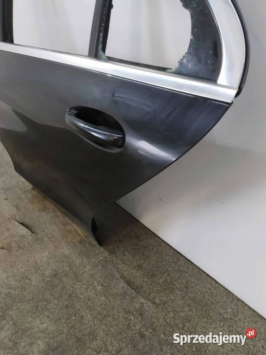 DRZWI LEWE TYŁ CZARNE SEDAN MercedesBenz Cklasa świętokrzyskie