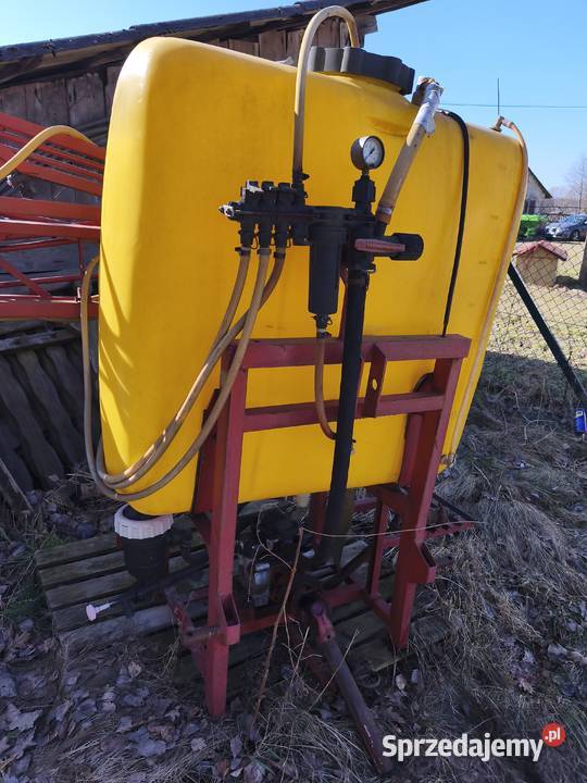 Sprzedam opryskiwacz 12 metrów