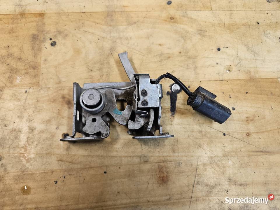 BMW I3 ZAMEK MASKI POKRYWY SILNIKA 7299162 Międzychód