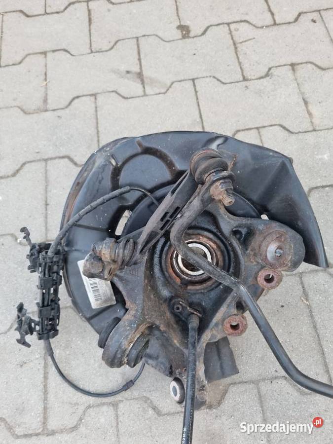 BMW 1 E82 E87 E90 E91 Piasta Zwrotnica Drążek Skawina