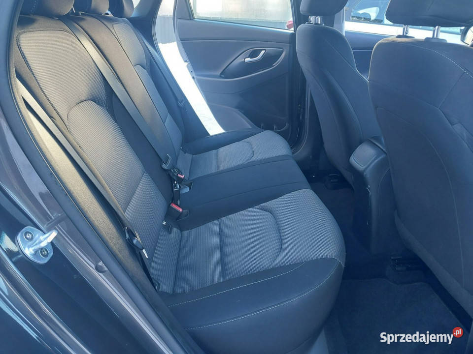 Hyundai i30 1400 benz SALON 100 bezwypadkowy III bluetooth Warszawa sprzedam