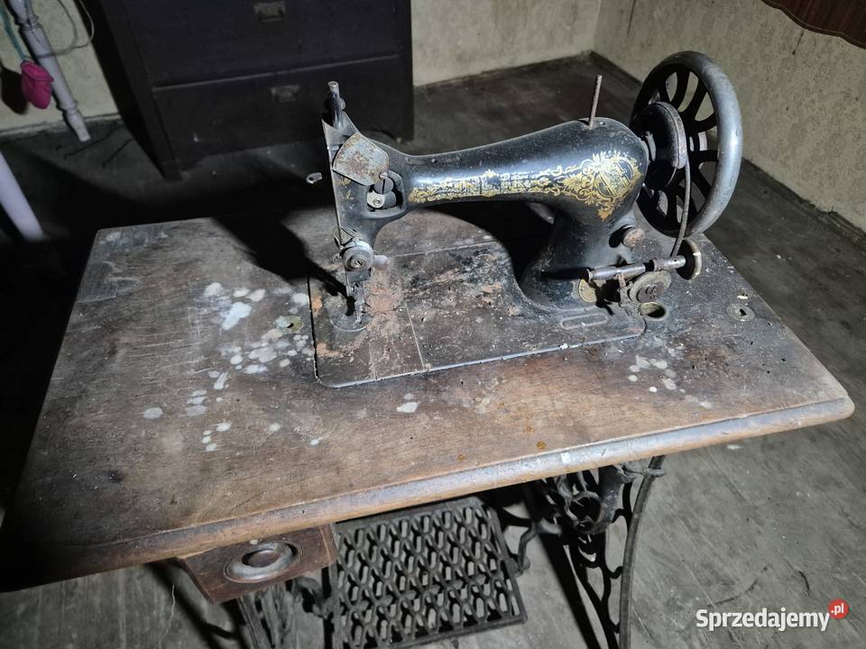 Antyk Maszyna do szycia Singer