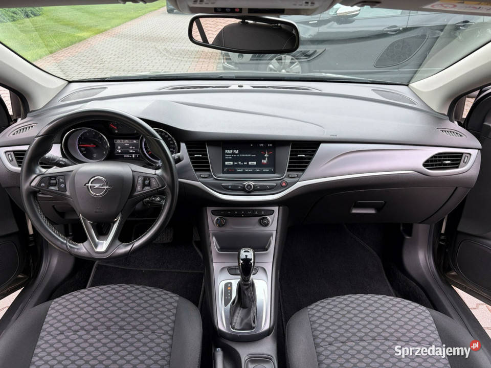Opel Astra 14 150 Automat Alu felgi CarPlay