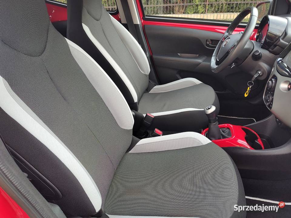 TOYOTA AYGO KLIMA NAWI radio Leszno