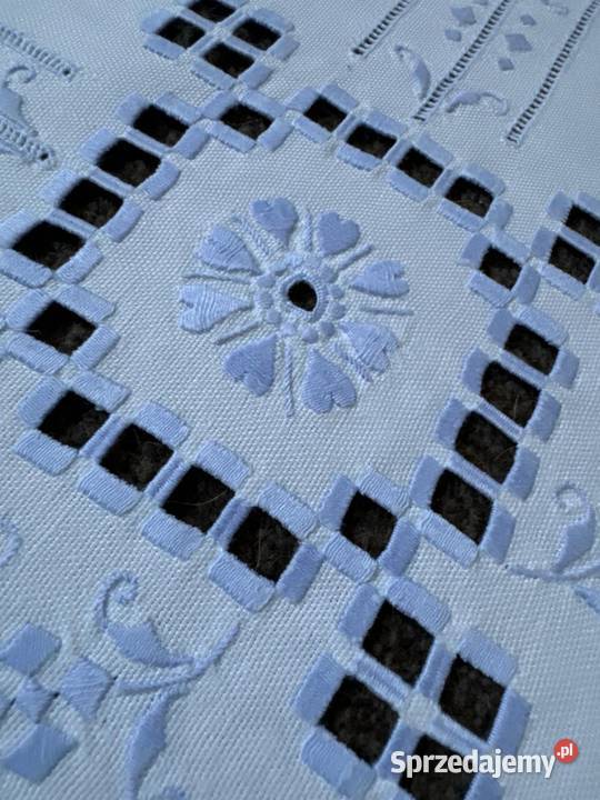 obrus okrągły haftowany rękodzieło Obrusy