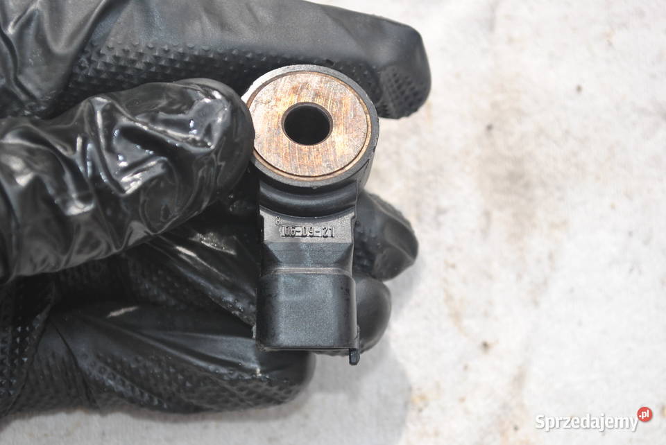 Czujnik spalanioa stukowego OPEL Corsa c d Tigra Poręba sprzedam