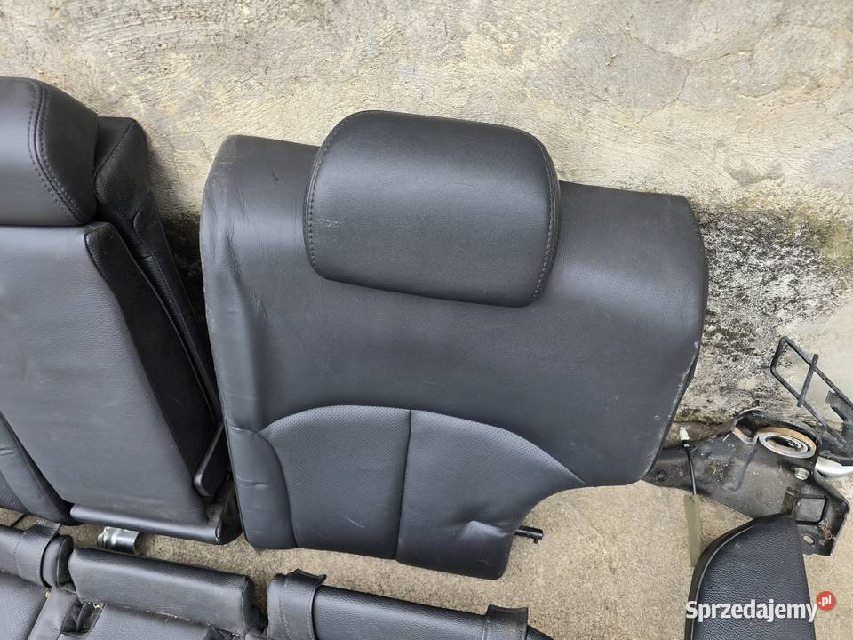 Subaru Outback IV BR fotel kanapa tył tylna Fotele i kanapy dolnośląskie Legnica sprzedam