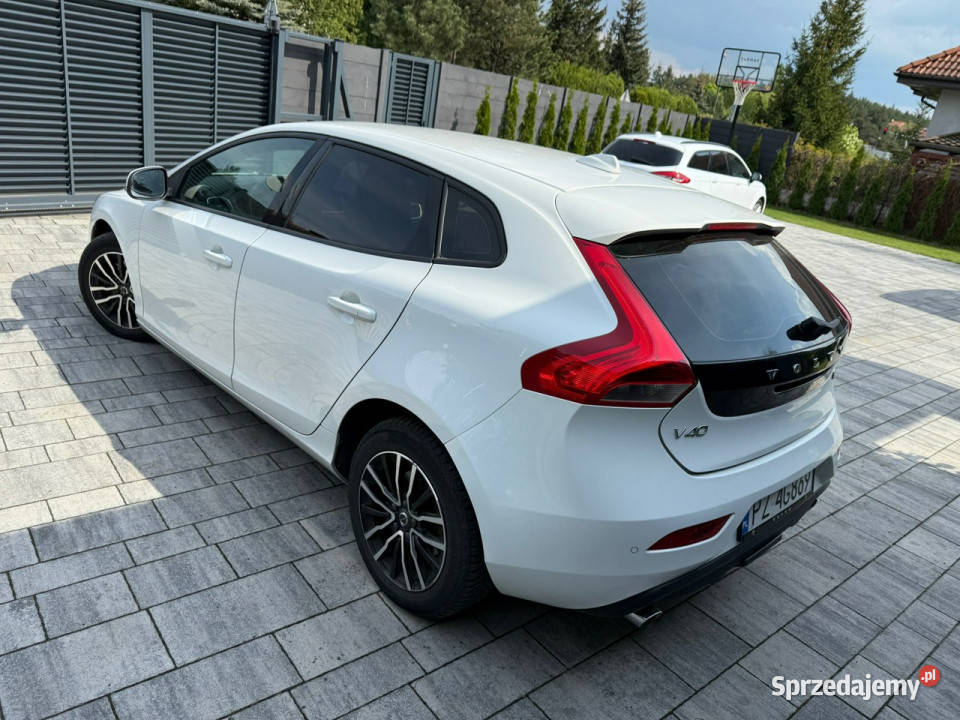 Volvo V40 20 D2 120 Automat Navi Full Led Kamera diesel wielkopolskie Przeźmierowo