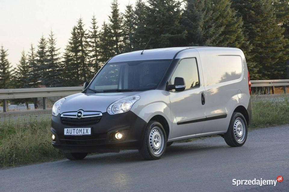 Opel Combo 14 Benzyna Gaz gwarancja przebiegu centralny zamek podkarpackie Sędziszów Małopolski sprzedam