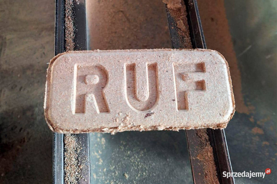 Brykiet drzewny RUF 100 sosna workowany 780 tona Warszawa