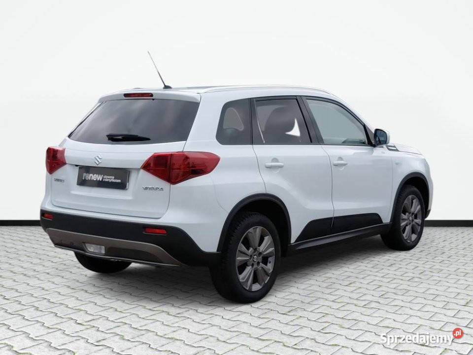 SUZUKI Vitara 2018r Salon dwa kpl opon FV23 mazowieckie