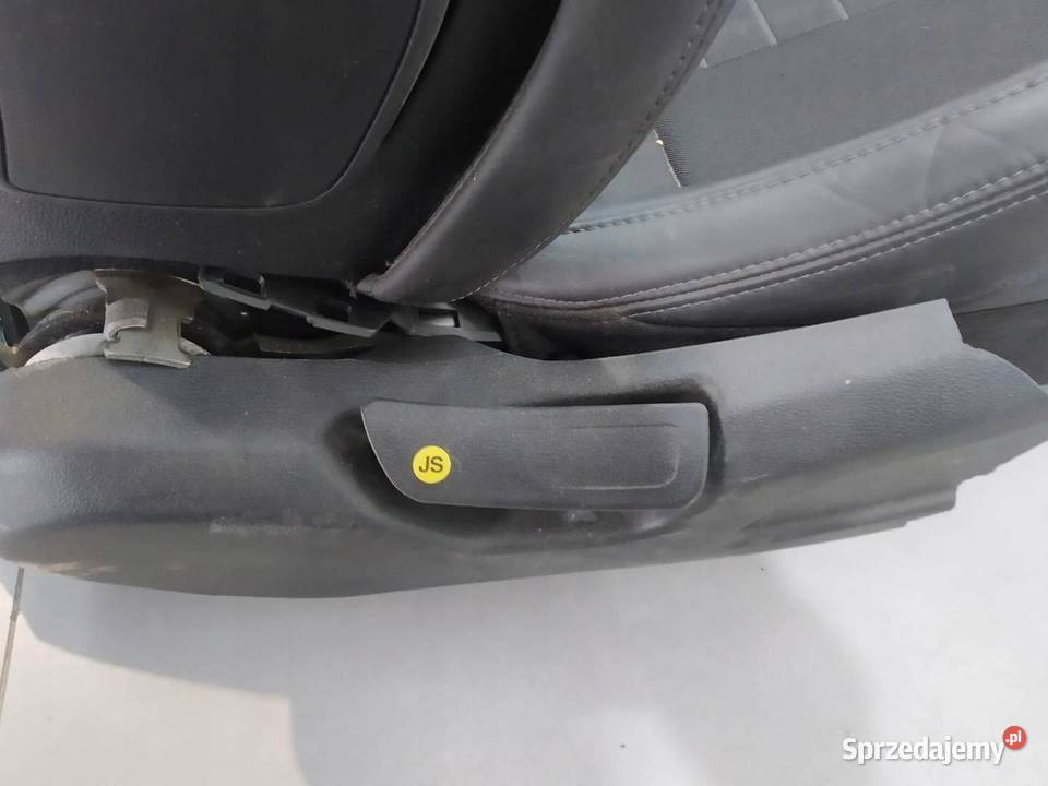 FOTELE PRAWY PASAŻERA SPORT N KUBEŁKOWY Hyundai świętokrzyskie sprzedam