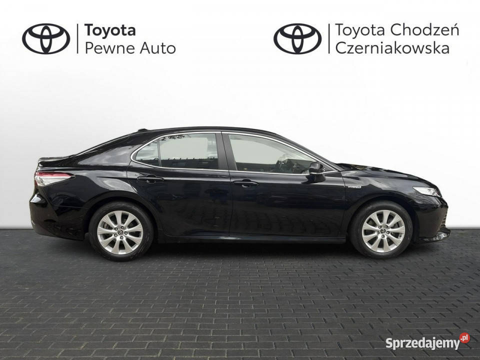 Toyota Camry 25 HSD COMFORT salon Polska Warszawa