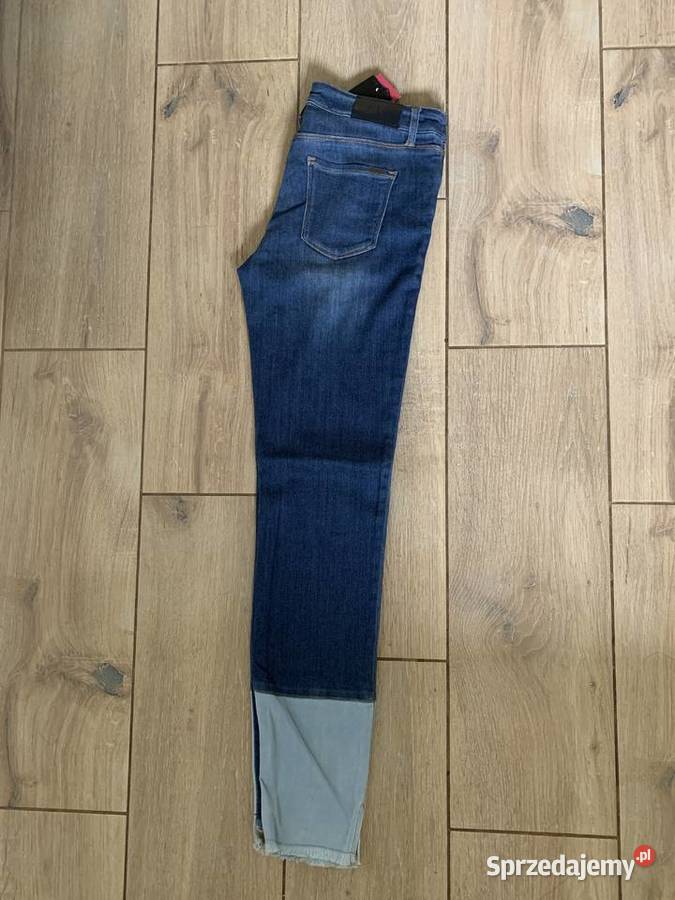 Jeansy Armani Exchange r28 Jawiszowice