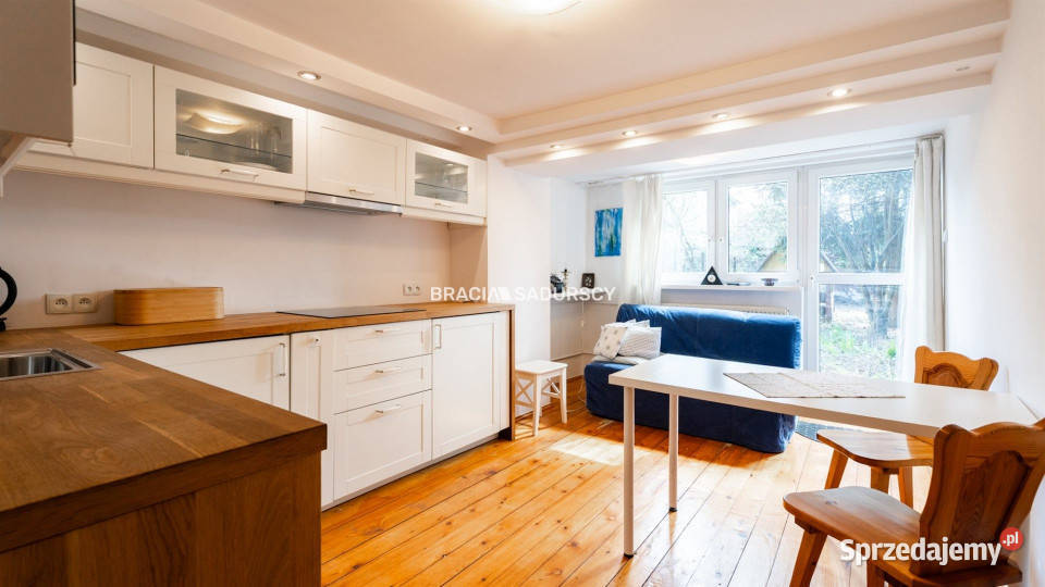 sprzedaży mieszkania Kraków Moniuszki 14673m2 dwupoziomowe